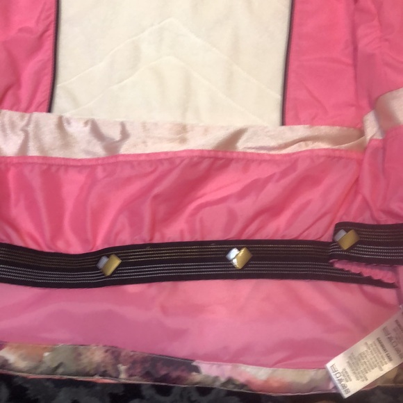 NWT Obermeyer Circe Down Ski Jacket in Blooming Camo - Picture 16 of 16